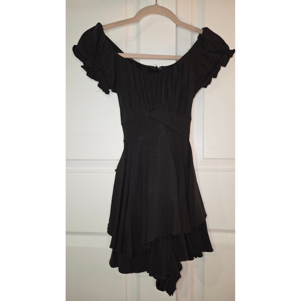 Altar'd State Black Ruffle Tiered Romper XS Black‎